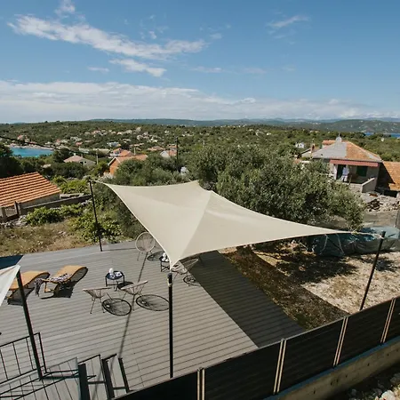 House Marija Drvenik Mali 特罗吉尔