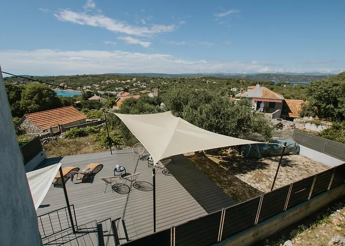 House Marija Drvenik Mali 特罗吉尔