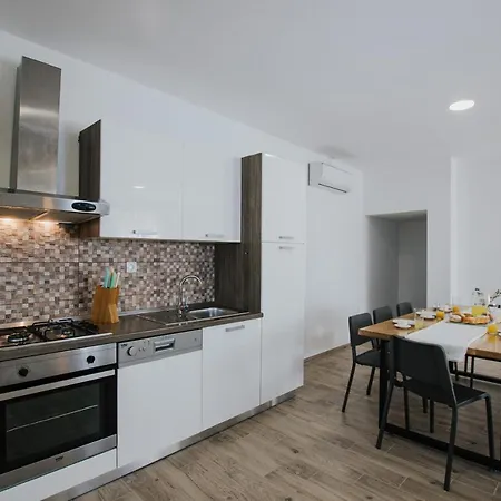 House Marija Drvenik Mali *