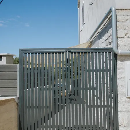 Дом отдыха House Marija Drvenik Mali