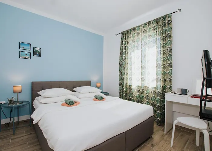 House Marija Drvenik Mali * Trogir