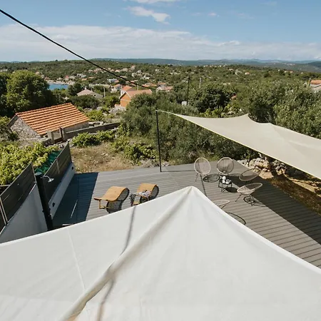 House Marija Drvenik Mali בית נופש טרוגיר